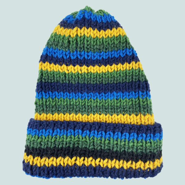 Knitted hat in strips