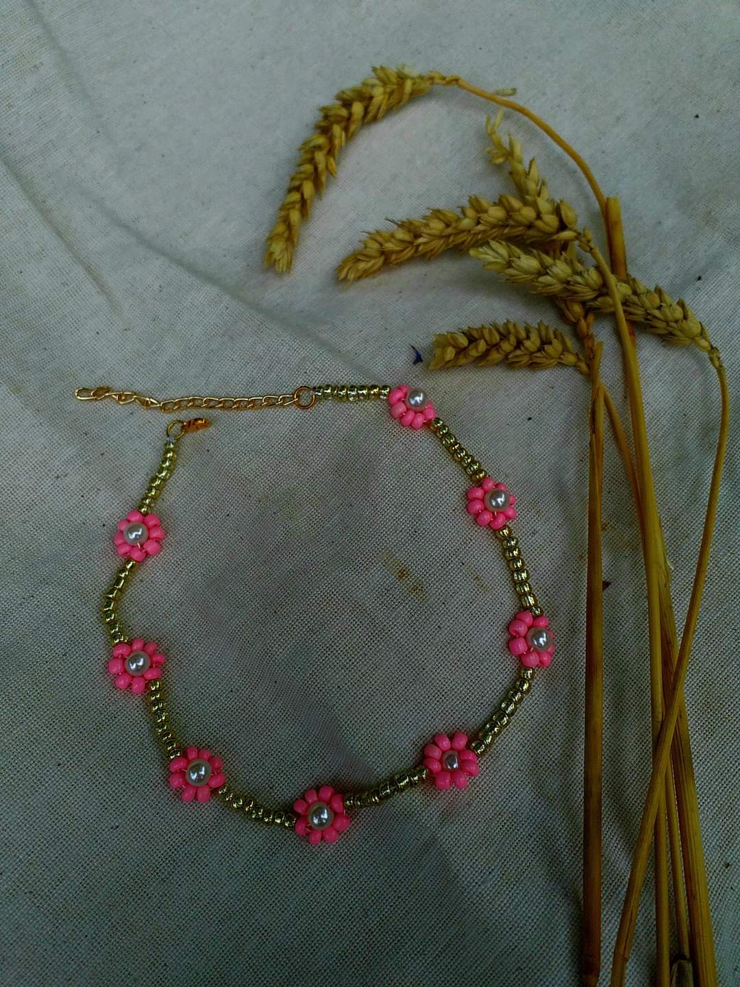 Floral necklace 